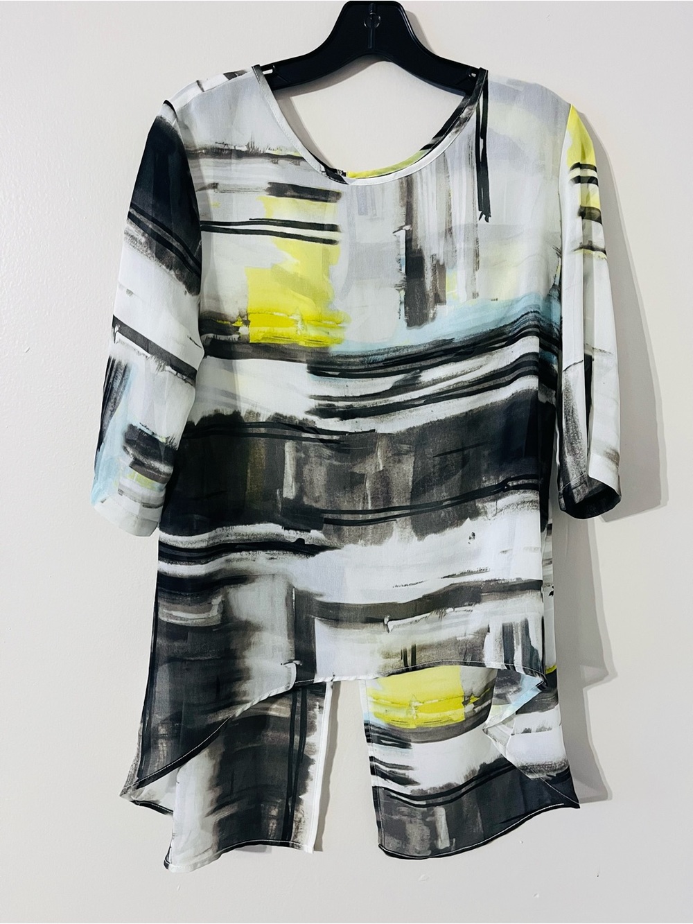 Stella Carakasi Tunic Top Abstract Print Lightweight Split Back Sz XS